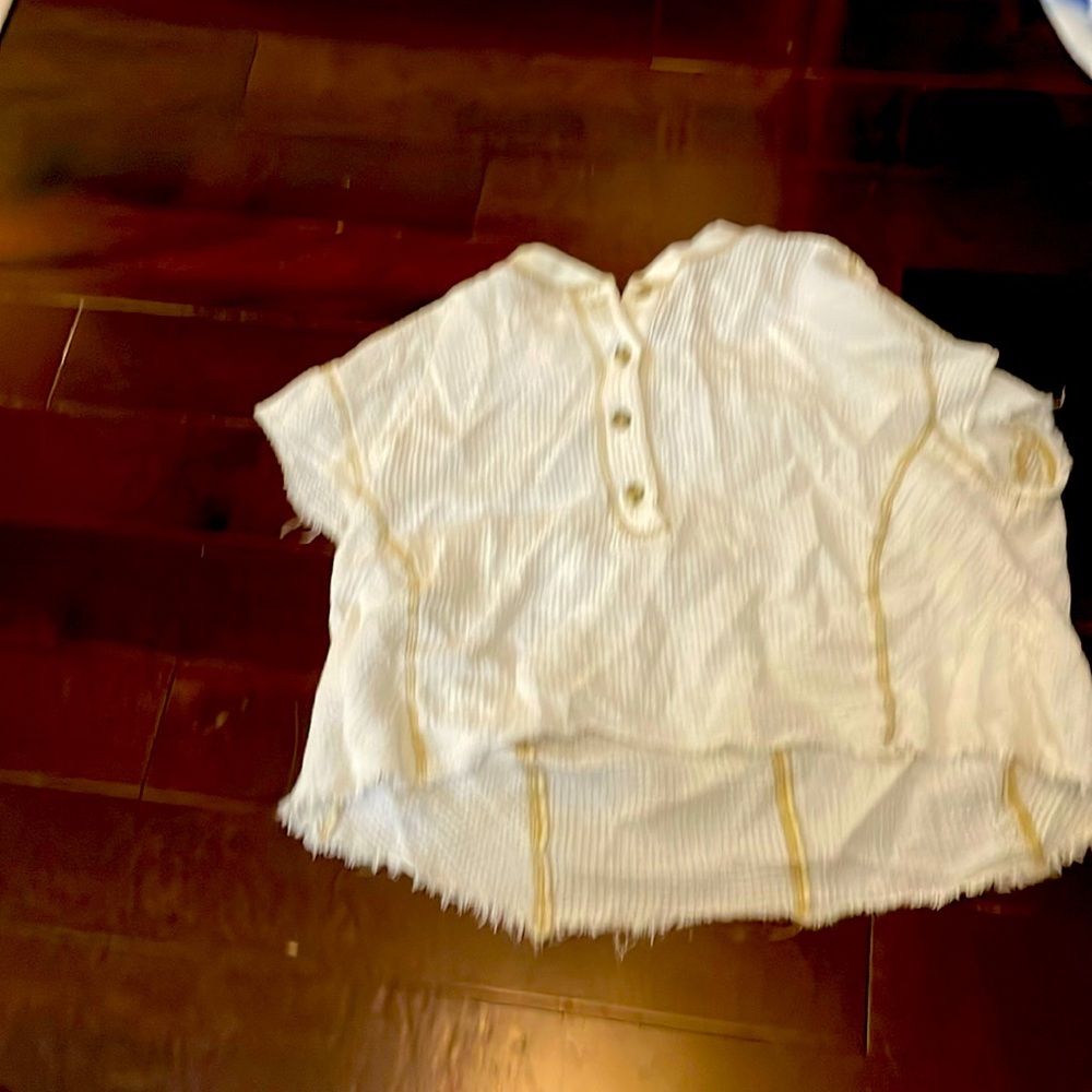 Comfortable dressy, you can wear it around with your friends or out